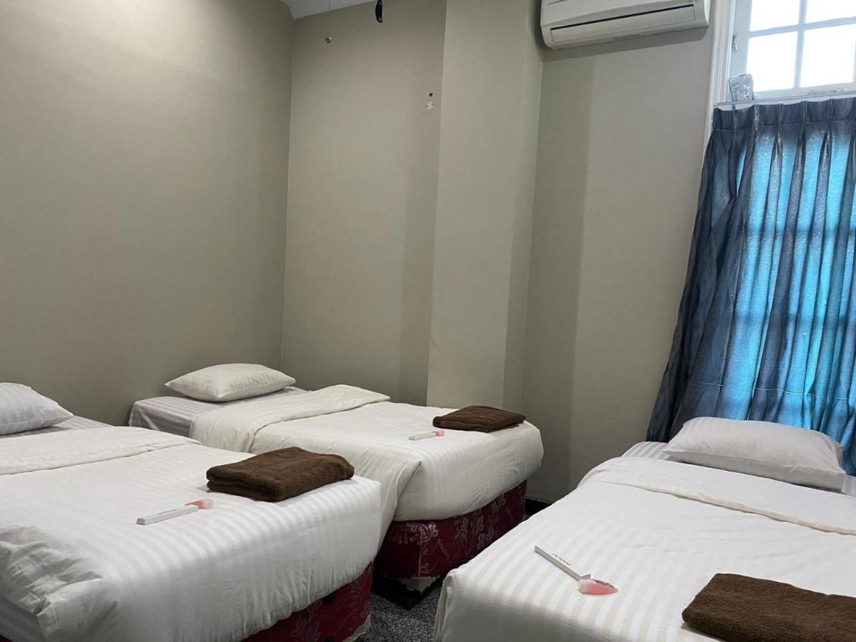 Sentosa Lodge Паданг Екстериор снимка